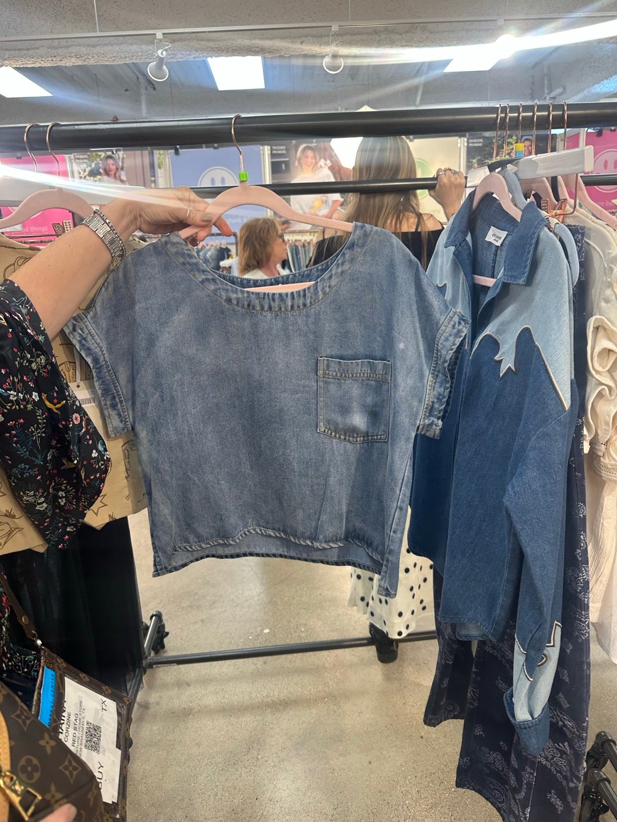 Eesome Women Tops