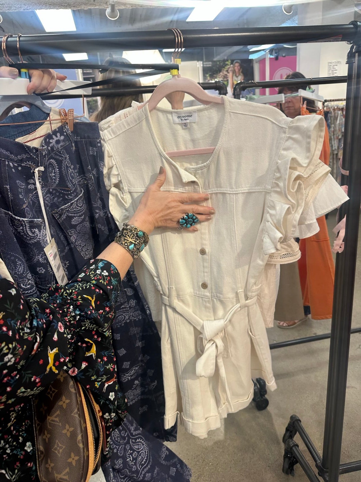 Eesome Women Dresses