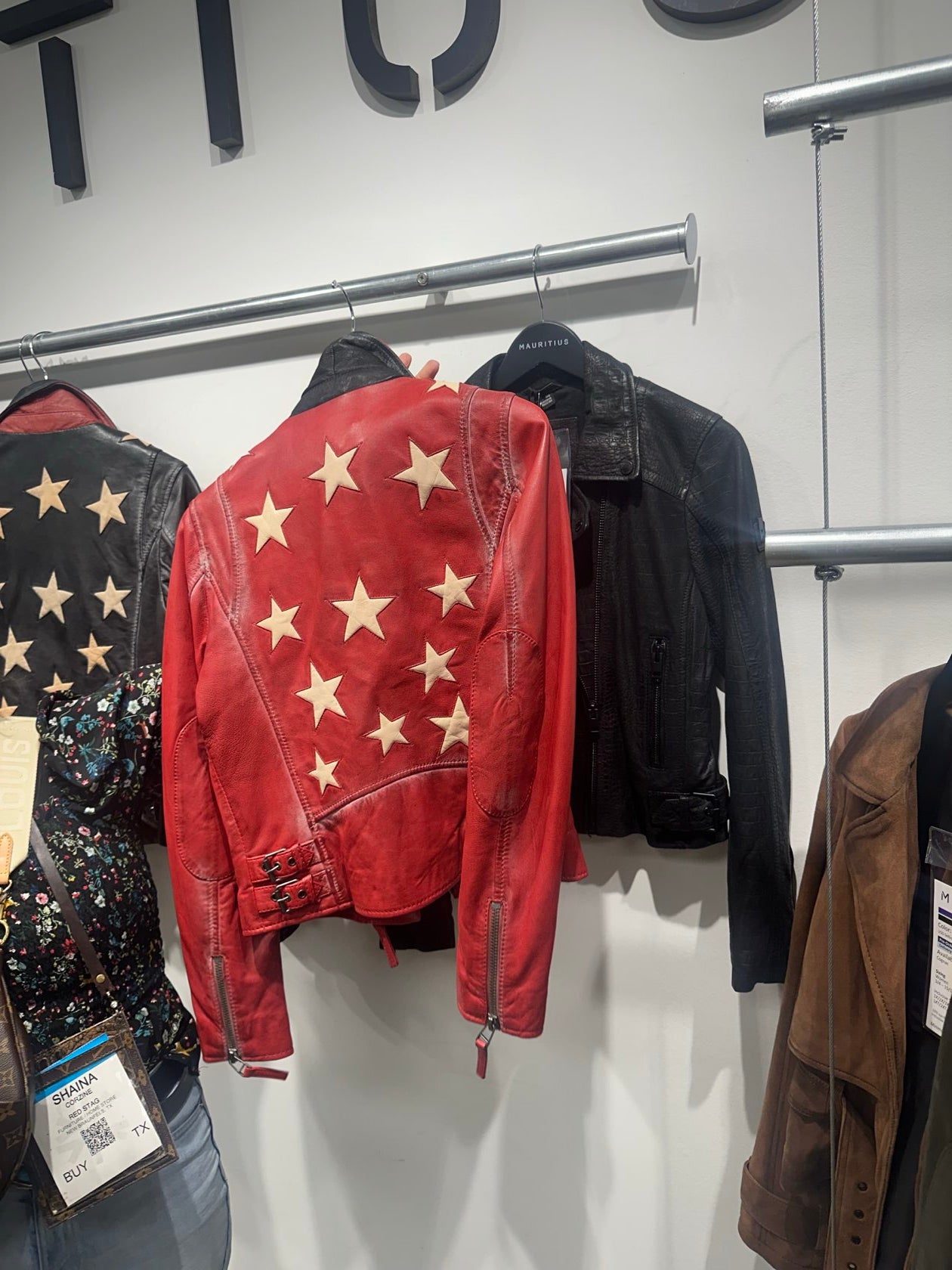 Mauritius Women Outerwear